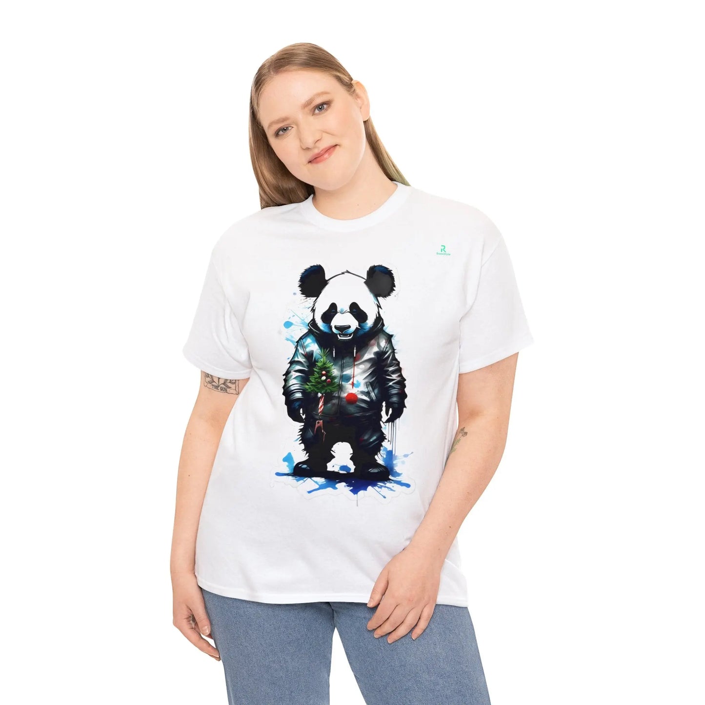 "L'Ambassadeur de Noël : Le Panda Festif"(U.E) - RoosStyle Design