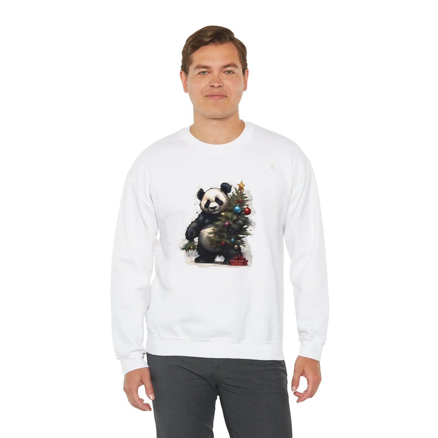 "La Magie des Fêtes : Le Panda et son Sapin" Sweatshirt(U.E) - RoosStyle Design