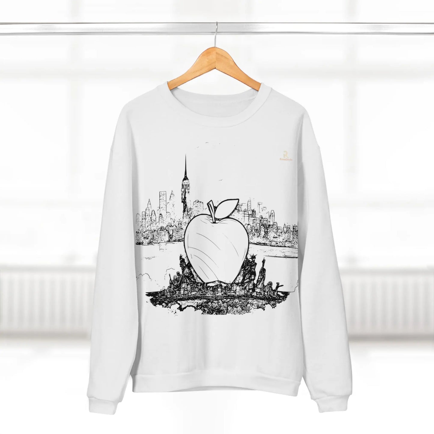 Pomme en Ville :  Blanc & Noir Sweatshirt (EU) - RoosStyle Design