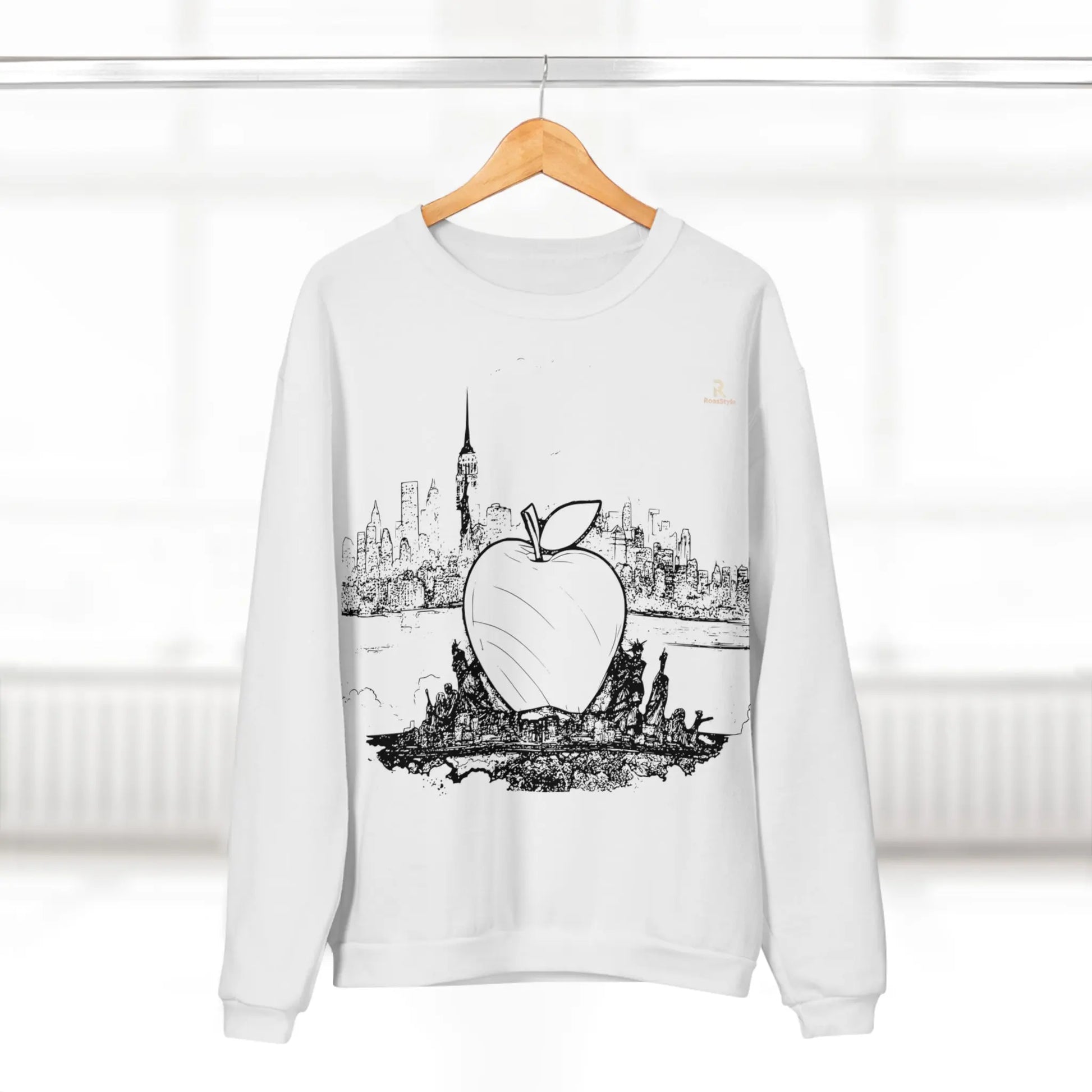 Pomme en Ville :  Blanc & Noir Sweatshirt (EU) - RoosStyle Design